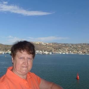 Meet your Posher, Annette